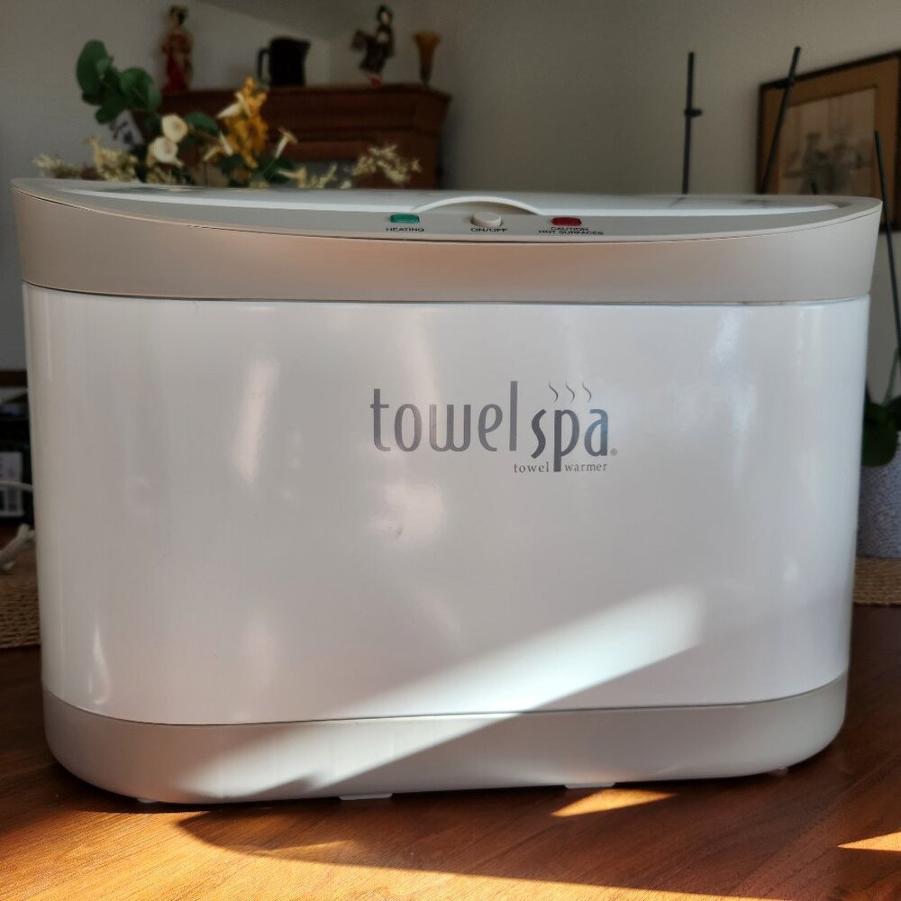 Brookstone towel warmer